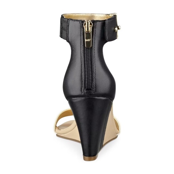 Marc Fisher Corri Leather Wedge Sandal - Size: 8 - Picture 3 of 12